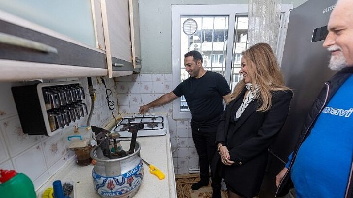 Ulubatlı’da birinci doğal gaz ateşi yandı