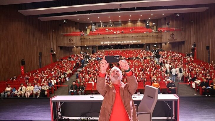Yenişehirlioğlu: İnsanın ihyası için bilgi kaide