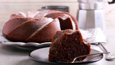 10 Dakikada Maden Sulu Kek Tarifi