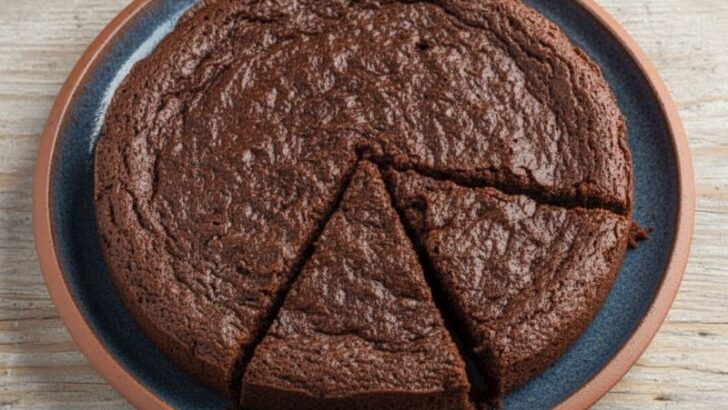 Tahinli Kakaolu Islak Kek Tarifi