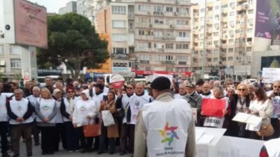 İzmir’de emeklilerden ‘bütçe’ protestosu