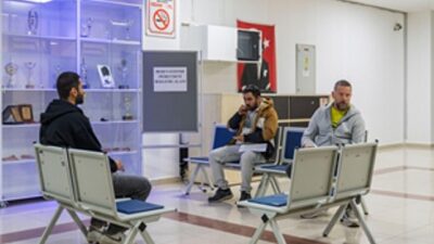 İzmir’de spor okul sıralarına taşınıyor