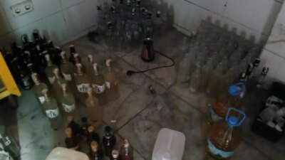 İzmir’de yılbaşı öncesi uydurma ve kaçak içki operasyonu: 3 tutuklama