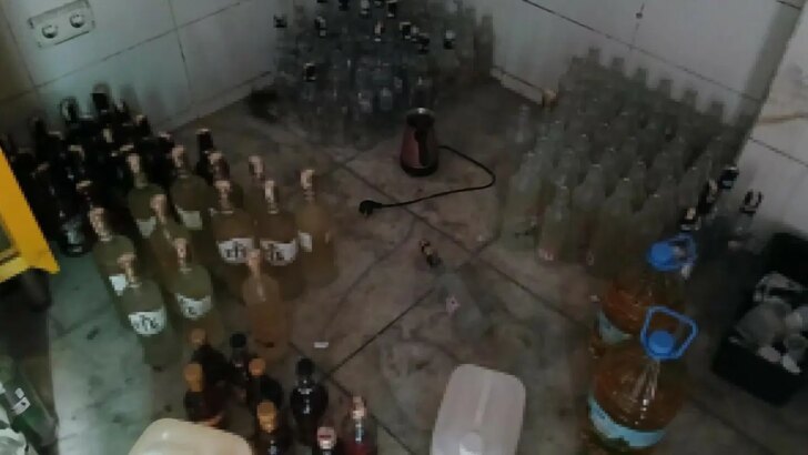 İzmir’de yılbaşı öncesi uydurma ve kaçak içki operasyonu: 3 tutuklama