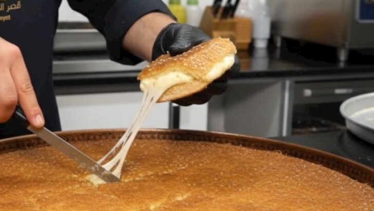 Knafeh Bi Ka’ak (Ekmek Arası Künefe) Tarifi