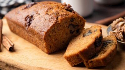 3 Yumurtalı Havuçlu Cevizli Tarçınlı Kek Tarifi