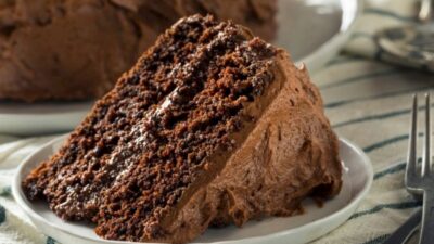 Demlik Çayıyla Hazırlanan Kremalı Pasta Tarifi