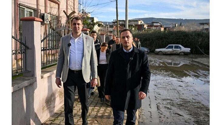 Eşki ve Güç selden etkilenen mahallelerde incelemelerde bulundu