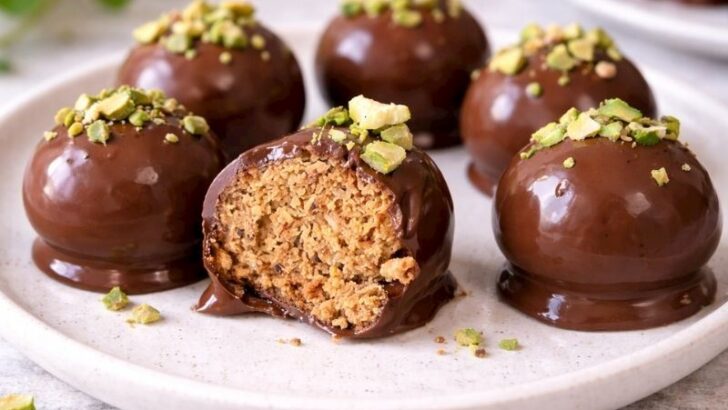 Glutensiz Fıstık Ezmeli Toplar Tarifi