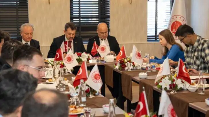 İzmir’de 11. Yargı Paketi kapsamında bin 318 hükümlü tahliye edildi