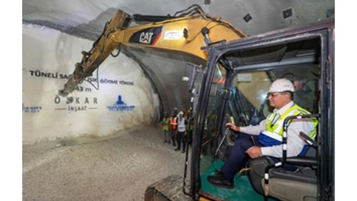 İzmir’in projeleri için 21 milyar liranın üzerinde yatırım yapıldı