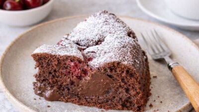 Kakaolu Vişneli Torta Nua Tarifi