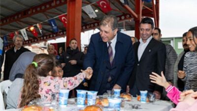 Bayraklı’da gönüller birebir sofrada buluştu