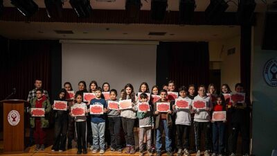 Bilimle büyüyen Bornova’da 179 genç sertifikalarını aldı