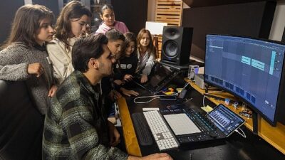 Çocuk Meclisi üyeleri Stüdyo Kültürpark’ta kayıt yaptı