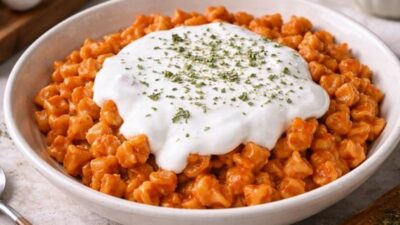 Salçalı Demleme Mantı Tarifi