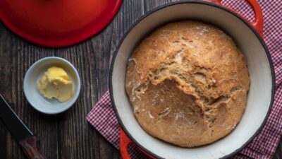 Tencerede Ekmek Tarifi