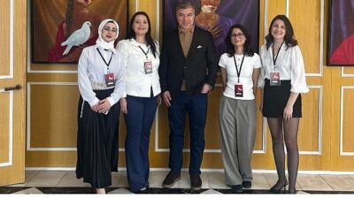 Barışın Bayanları Fotoğraf Standı İzmir’de Ziyarete Açıldı