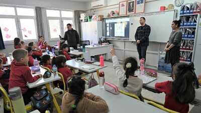 Ömer Eşki Hayat Bilgisi dersinde mahallî idareleri anlattı