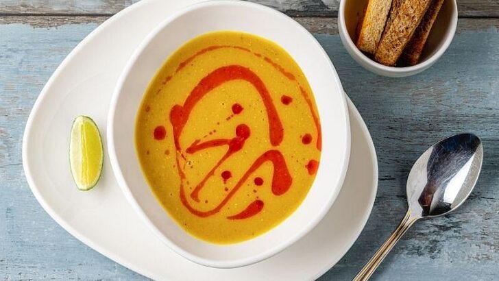 Kemik Sulu Mercimek Çorbası Tarifi