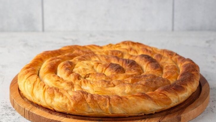 Patatesli Açma Börek Tarifi