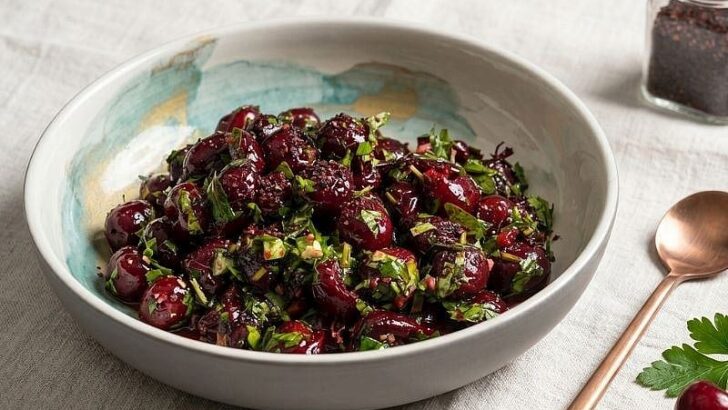 Vişne Döymeci Tarifi