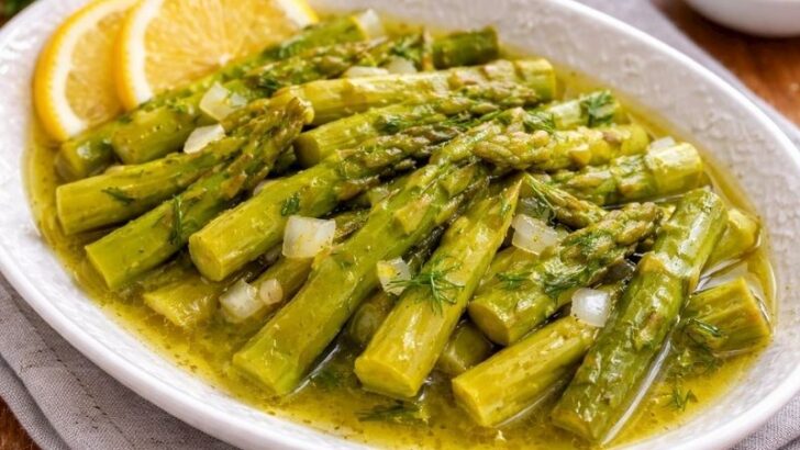 Zeytinyağlı Kuşkonmaz Tarifi