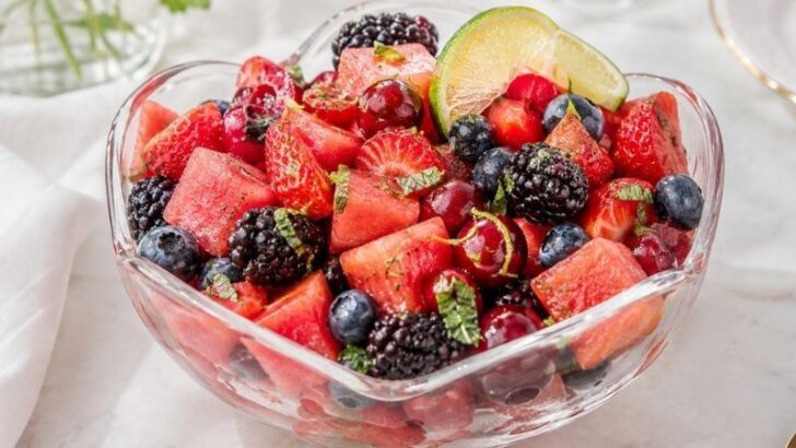 Ballı Limonlu Meyve Salatası Tarifi