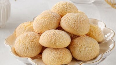 Bayatlamayan Şekerli Kurabiye Tarifi