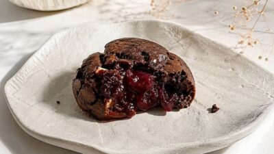 Vişne Dolgulu Brownie Kurabiye Tarifi