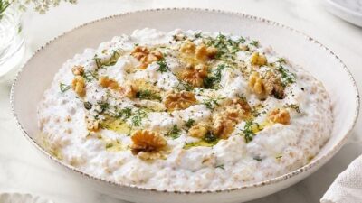 Yoğurtlu Cevizli Buğday Salatası Tarifi
