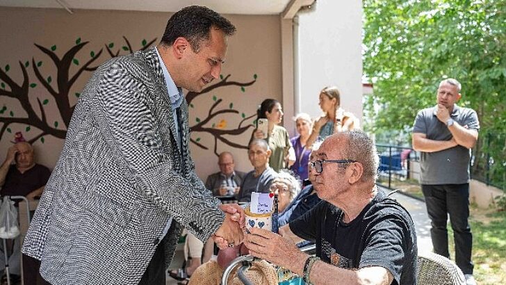 Bornova’da Babalar Günü’nde jenerasyonlar buluştu