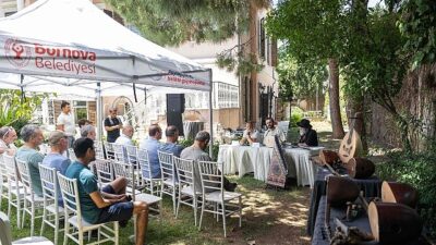 Bornova’da çalgı imalinin büyüsü yaşandı