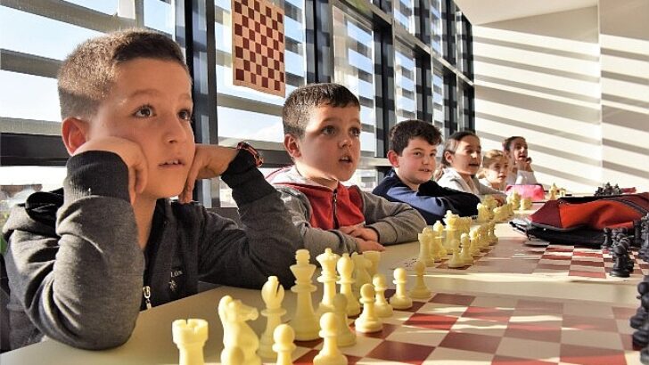 Bornova’da sanat dolu yaz