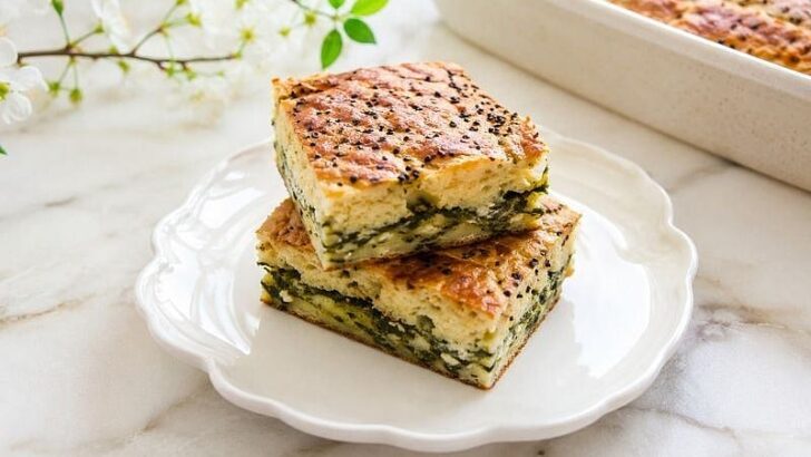 Dışı Çıtır, İçi Yumuşacık Glutensiz Ispanaklı Börek Tarifi