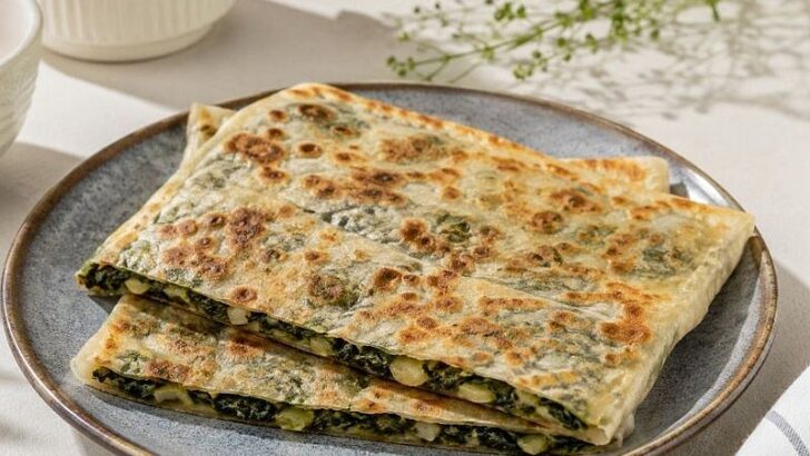 Ispanaklı Kolay Tepsi Gözlemesi Tarifi