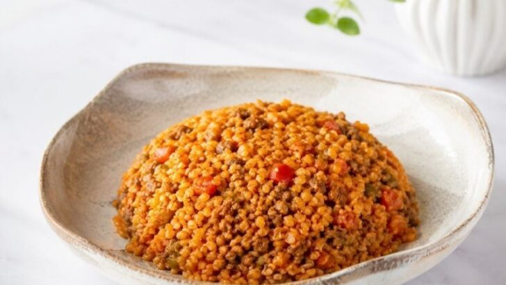 Lokanta Usulü Kıymalı Bulgur Pilavı Tarifi