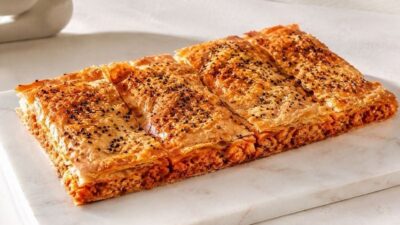 Pirinç Yufkasından Pratik Biberli Çıtır Ekmek Tarifi