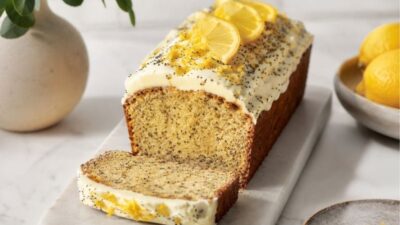 Limon Soslu Haşhaşlı Kek Tarifi