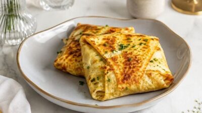 Etli Yumurtalı Krep Tarifi