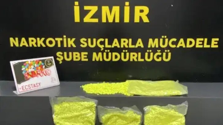 İzmir’de ‘uyuşturucu’ operasyonu: 31 bin 320 ecstasy ele geçirildi