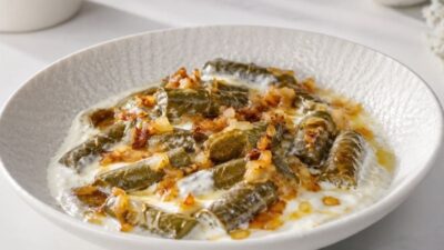 Kiraz Yaprağından Sarma Köfte Tarifi